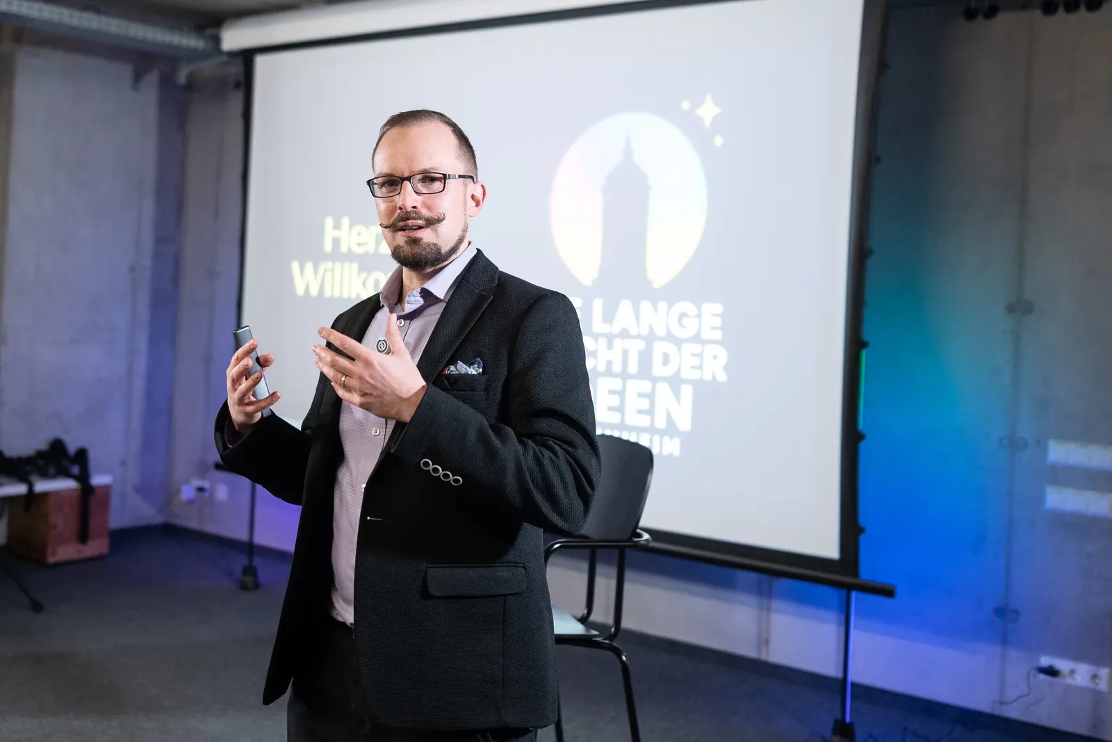 Ricardo Cali spricht bei der Langen Nacht der Ideen 2026 in Mannheim.